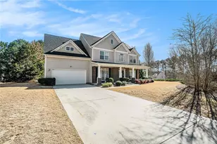 1200 St James Pl, Loganville, GA 30052 - Photo 2