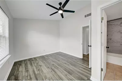 1044 Liberty Parkway NW, Atlanta, GA 30318 - Photo 20
