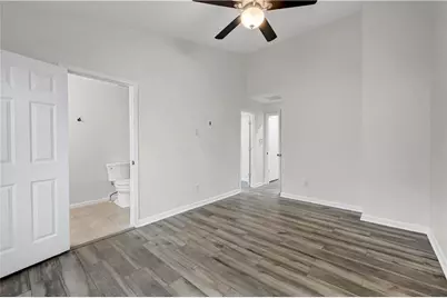 1044 Liberty Parkway NW, Atlanta, GA 30318 - Photo 14