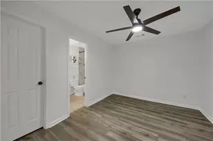 1044 Liberty Pkwy NW, Atlanta, GA 30318 - Photo 22