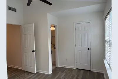 1044 Liberty Parkway NW, Atlanta, GA 30318 - Photo 30