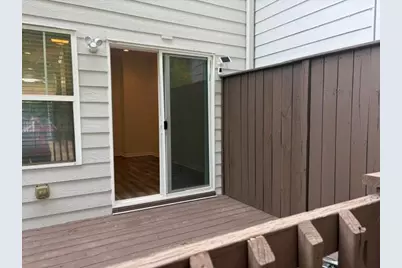 1044 Liberty Parkway NW, Atlanta, GA 30318 - Photo 18