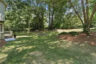 211 Muddy River Rd, Lawrenceville, GA 30043 - Photo 30