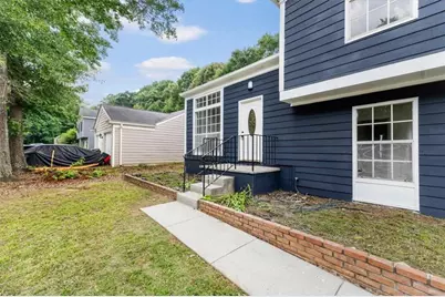 6653 Eastbriar Drive, Lithonia, GA 30058 - Photo 6