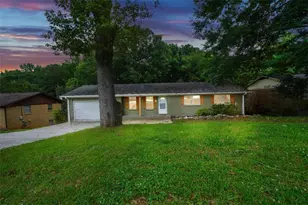 1558 Tanglewood Way, Conyers, GA 30012 - Photo 2