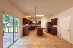 6257 Polar Fox Ct, Riverdale, GA 30296 - Photo 2