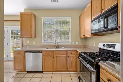 633 Stonecreek Way, Stone Mountain, GA 30087 - Photo 18