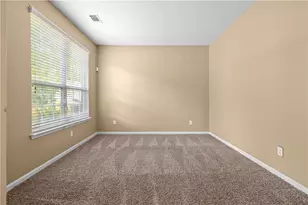 633 Stonecreek Way, Stone Mountain, GA 30087 - Photo 4