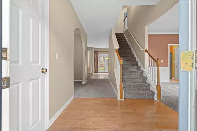 633 Stonecreek Way, Stone Mountain, GA 30087 - Photo 2