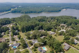 4962 Dewberry Cir, Acworth, GA 30101 - Photo 2