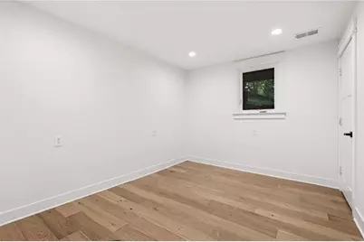 656 Channing Drive NW, Atlanta, GA 30318 - Photo 28
