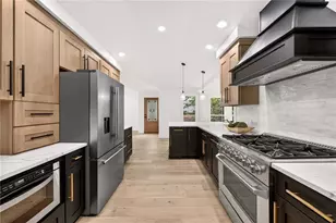 656 Channing Dr NW, Atlanta, GA 30318 - Photo 20