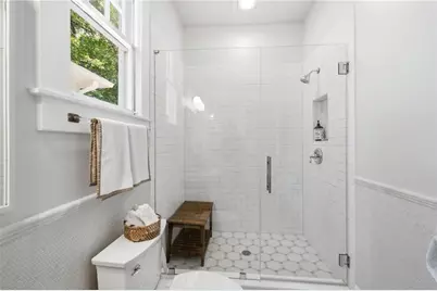 211 Freyer Drive NE, Marietta, GA 30060 - Photo 32