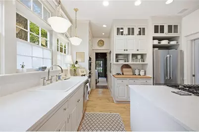 211 Freyer Drive NE, Marietta, GA 30060 - Photo 10