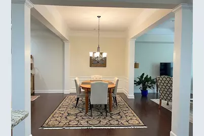 5527 Parkerton Lane, Sandy Springs, GA 30342 - Photo 6