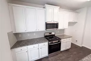 821 Walnut Woods Dr, Braselton, GA 30517 - Photo 10
