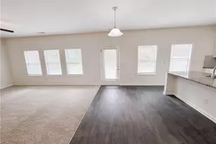 821 Walnut Woods Dr, Braselton, GA 30517 - Photo 8