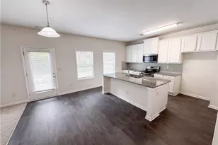 821 Walnut Woods Dr, Braselton, GA 30517 - Photo 14