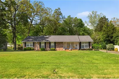 218 Jule Peek Avenue, Cedartown, GA 30125 - Photo 1