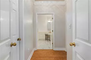 28317 Plantation Dr NE, Atlanta, GA 30324 - Photo 22