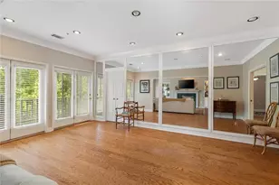 28317 Plantation Dr NE, Atlanta, GA 30324 - Photo 4