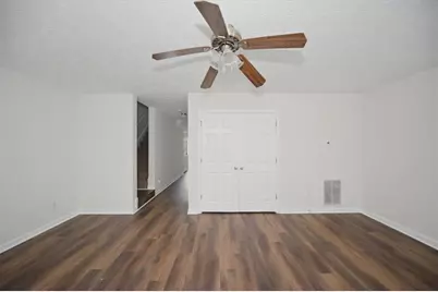 1706 Redan E, Lithonia, GA 30058 - Photo 8