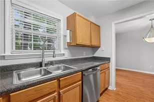 1206 Brighton Point, Sandy Springs, GA 30328 - Photo 8