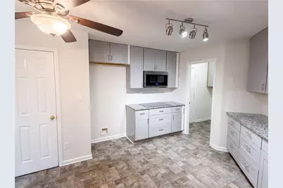 305 Cobb Court, Hampton, GA 30228 - Photo 2