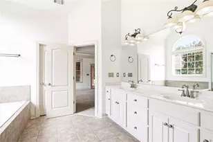 5827 Cliff Valley Way, Flowery Branch, GA 30542 - Photo 16