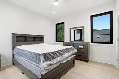 1253 Atlantic Dr NW, Atlanta, GA 30318 - Photo 14