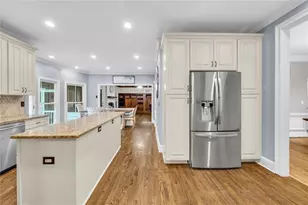 1828 Chedworth Ln, Stone Mountain, GA 30087 - Photo 12