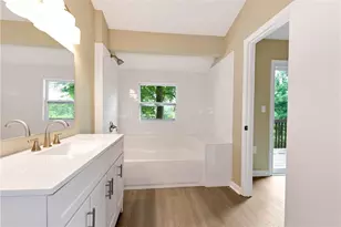3225 Tennington Pl, Lawrenceville, GA 30044 - Photo 14