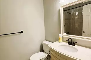 3801 Oxford Way E, Marietta, GA 30062 - Photo 12