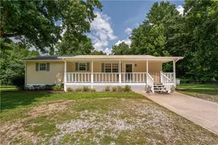134 Asbestos Rd, Cleveland, GA 30528 - Photo 2
