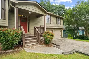 521 Cambridge Dr, Rocky Face, GA 30740 - Photo 2