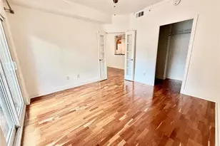 1075 Peachtree Walk NE, Atlanta, GA 30309 - Photo 16