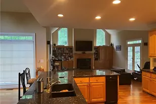 2385 Hopewell Plantation Dr, Alpharetta, GA 30004 - Photo 6