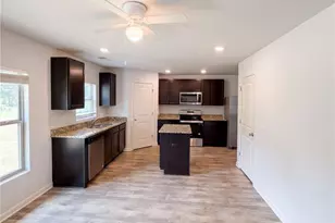 1300 Mills Cove Dr, Covington, GA 30016 - Photo 2