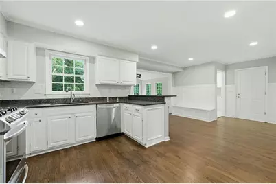 1122 Club Trace NE, Atlanta, GA 30319 - Photo 8