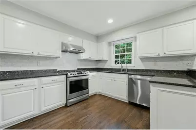1122 Club Trace NE, Atlanta, GA 30319 - Photo 10