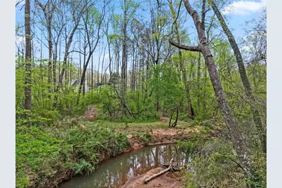 135 Creekview Dr, Newnan, GA 30263 - Photo 36
