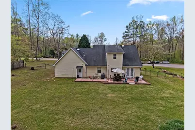 135 Creekview Dr, Newnan, GA 30263 - Photo 28