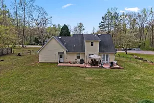 135 Creekview Dr, Newnan, GA 30263 - Photo 28