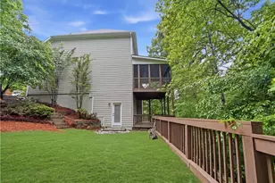 682 Montglade Ct, Suwanee, GA 30024 - Photo 2