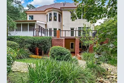 6709 Wooded Cove Court, Flowery Branch, GA 30542 - Photo 8