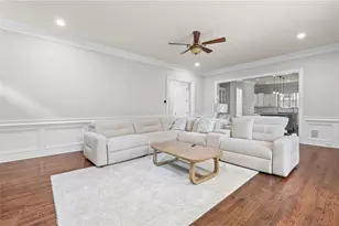1774 Buckhead Ln NE, Atlanta, GA 30324 - Photo 12