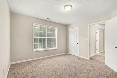 4330 Smithson Creek Drive, Ellenwood, GA 30294 - Photo 18
