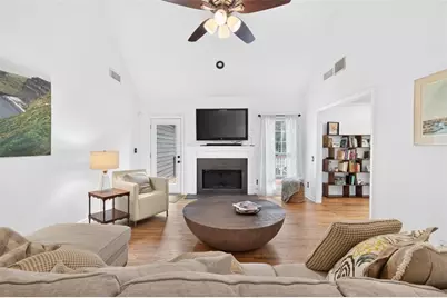 5659 Lakeshore Road, Buford, GA 30518 - Photo 8