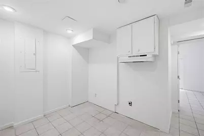 445 Forest Hills Drive, Atlanta, GA 30342 - Photo 30