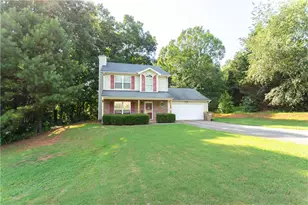 1537 Cardinal Ln, Winder, GA 30680 - Photo 2